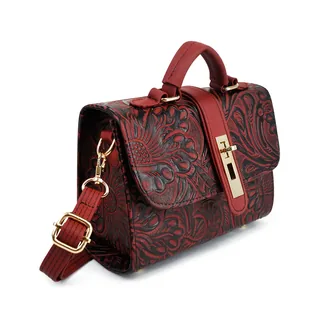 RENATA RED, vista adicional