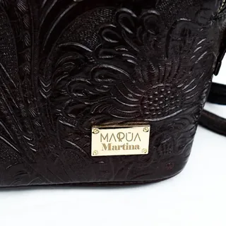 MARTINA BROWN, vista adicional