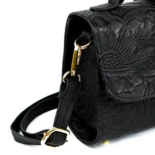 RENATA BLACK, vista adicional