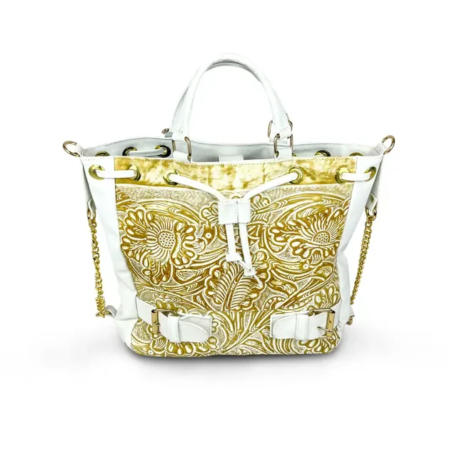 MARINA WHITE en Blanco y Dorado