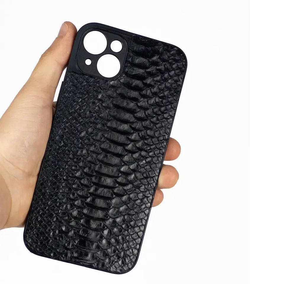 CASE SNAKE en Negro